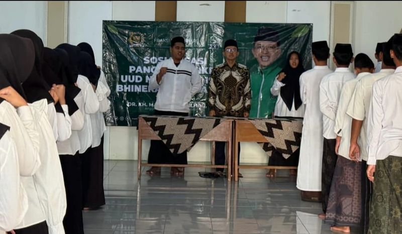 Jaga Keutuhan Bangsa di Era Digital, KH. Maman Imanulhaq Perkuat Empat Pilar di Majalengka